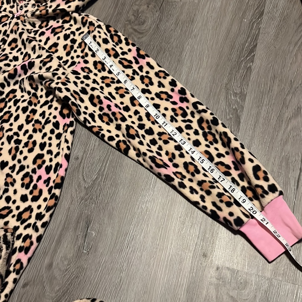 French Jenny homewear “kitty” jumpsuit. Size M - Picture 7 of 9